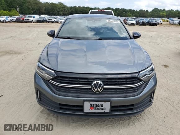 ✅ 2023 Volkswagen Jetta Sport • VIN: 3VWBM7BU3PM040115 • Lot: 68155065. Wystawiony na Copart z przebiegiem 51 740 mil. Bezpłatny archiwum sprzedaży aukcyjnych z USA i szczegółowy raport historii pojazdu na DreamBid. Zdjęcie 5.