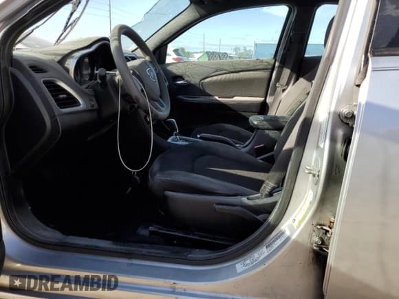 ✅ 2012 Dodge Avenger SE • VIN: 1C3CDZAB9CN310729 • Лот: 74069514. Опубликован ранее на Copart с пробегом Не указан. Бесплатный доступ к архиву аукционных продаж из США и подробный отчёт об истории автомобиля на DreamBid. Изображение 7.