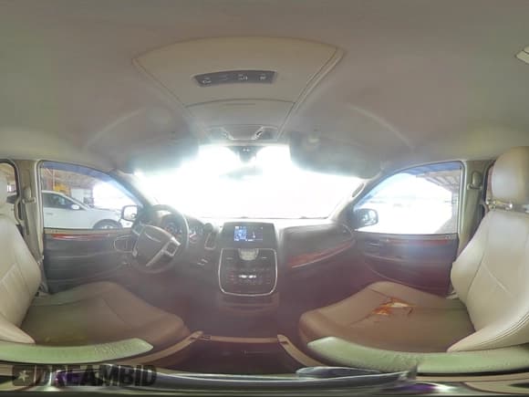 ✅ 2012 Chrysler Town & Country Touring L • VIN: 2C4RC1CG5CR327551 • Лот: 60218675. Опубликован ранее на Copart с пробегом 184 460 миль. Бесплатный доступ к архиву аукционных продаж из США и подробный отчёт об истории автомобиля на DreamBid. Изображение 15.