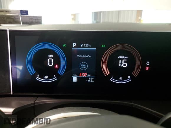 ✅ 2025 Hyundai Santa Fe SE • VIN: 5NMP1DGLXSH089422 • Lot: 63437195. Listed on Copart with 1,251 mi. Free auction sales archive from the USA and detailed vehicle history report at DreamBid. Image 9.