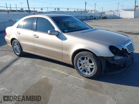 ✅ 2003 Mercedes-Benz E 320 • VIN: WDBUF65J93A299232 • Лот: 43304183. Опубликован ранее на IAAI с пробегом 164 069 миль. Бесплатный доступ к архиву аукционных продаж из США и подробный отчёт об истории автомобиля на DreamBid. Изображение 1.