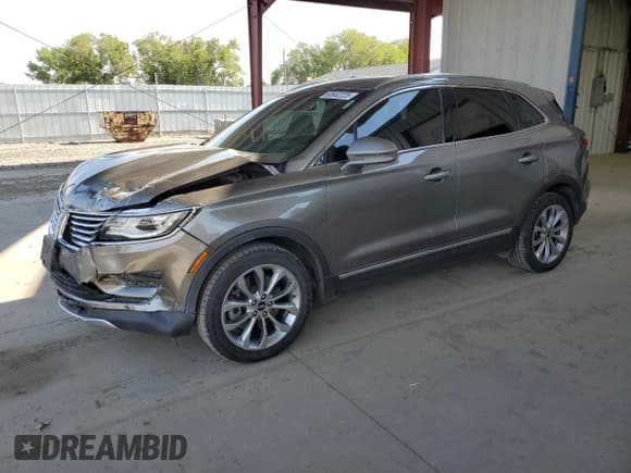 ✅ 2017 Lincoln MKC Select • VIN: 5LMCJ2D99HUL49721 • Lot: 60652225. Listed on Copart with 61,270 mi. Free auction sales archive from the USA and detailed vehicle history report at DreamBid. Image 1.