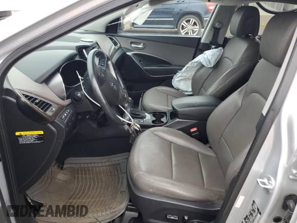 ✅ 2017 Hyundai Santa Fe 2.4L • VIN: 5XYZUDLB0HG434358 • Lot: 82641375. Wystawiony na Copart z przebiegiem 108 598 mil mil. Skorzystaj z bezpłatnego archiwum sprzedaży aukcyjnych z USA i zobacz szczegółowy raport historii pojazdu na DreamBid. Zdjęcie 7.