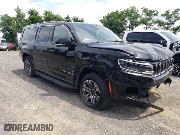 ✅ 2024 Jeep Wagoneer Series II • VIN: 1C4SJRBP5RS184258 • Lot: 64729105. Wystawiony na Copart z przebiegiem 39 384 mil. Bezpłatny archiwum sprzedaży aukcyjnych z USA i szczegółowy raport historii pojazdu na DreamBid. Zdjęcie 4.