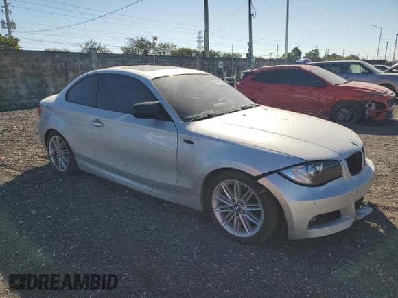 ✅ 2013 BMW 1 Series 128i • VIN: WBAUP9C57DVS94866 • Lot: 83225234. Listed on Copart with 122,106 mi. Free auction sales archive from the USA and detailed vehicle history report at DreamBid. Image 4.