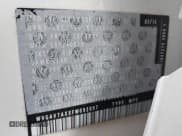 ✅ 2015 Volkswagen Tiguan S • VIN: WVGAV7AXXFW092097 • Lot: 43500215. Wystawiony na IAAI z przebiegiem 107 275 mil. Bezpłatny archiwum sprzedaży aukcyjnych z USA i szczegółowy raport historii pojazdu na DreamBid. Zdjęcie 9.