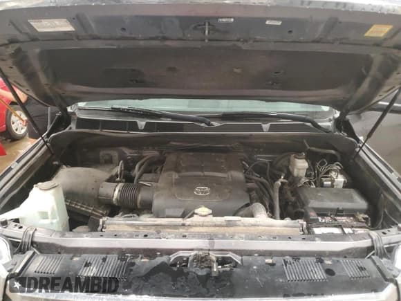 ✅ 2017 Toyota Tundra SR5 • VIN: 5TFDY5F14HX660925 • Lot: 67483975. Listed on Copart with 155,691 mi. Free auction sales archive from the USA and detailed vehicle history report at DreamBid. Image 11.