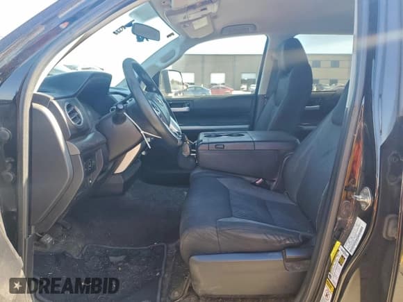 ✅ 2016 Toyota Tundra SR5 • VIN: 5TFEM5F15GX104721 • Лот: 91443745. Опубликован ранее на Copart с пробегом 141 063 миль. Бесплатный доступ к архиву аукционных продаж из США и подробный отчёт об истории автомобиля на DreamBid. Изображение 7.