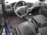 ✅ 2010 Hyundai Accent GS • VIN: KMHCM3AC6AU168114 • Лот: 90585355. Опубликован ранее на Copart с пробегом 117 494 миль. Бесплатный доступ к архиву аукционных продаж из США и подробный отчёт об истории автомобиля на DreamBid. Изображение 8.