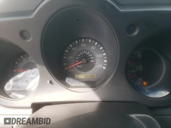 ✅ 2002 Nissan Xterra XE • VIN: 5N1ED28T12C564211 • Lot: 90552905. Listed on Copart with 98,895 mi. Free auction sales archive from the USA and detailed vehicle history report at DreamBid. Image 9.