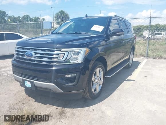 ✅ 2019 Ford Expedition XLT • VIN: 1FMJU1HT3KEA64385 • Lot: 42186424. Listed on IAAI with 225,978 mi. Free auction sales archive from the USA and detailed vehicle history report at DreamBid. Image 2.