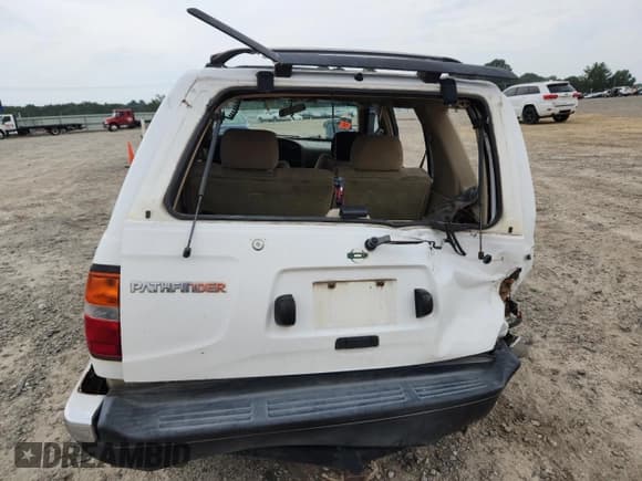 ✅ 1998 Nissan Pathfinder XE • VIN: JN8AR05S1WW215997 • Lot: 70959335. Listed on Copart with 257,430 mi. Free auction sales archive from the USA and detailed vehicle history report at DreamBid. Image 6.