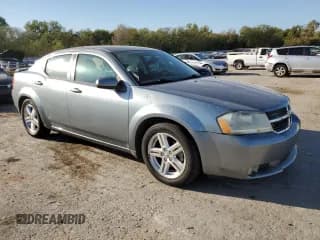✅ 2009 Dodge Avenger SXT • VIN: 1B3LC56BX9N550530 • Лот: 74139624. Опубликован ранее на Copart с пробегом 136 221 миль. Бесплатный доступ к архиву аукционных продаж из США и подробный отчёт об истории автомобиля на DreamBid. Изображение 4.