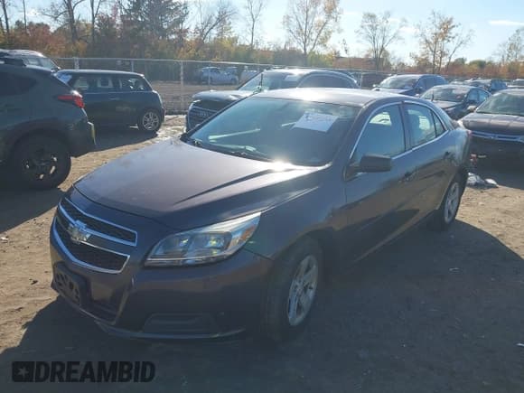 ✅ 2013 Chevrolet Malibu LS • VIN: 1G11B5SA2DF331191 • Лот: 43500235. Опубликован ранее на IAAI с пробегом 77 564 миль. Бесплатный доступ к архиву аукционных продаж из США и подробный отчёт об истории автомобиля на DreamBid. Изображение 17.