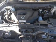 ✅ 2022 Mazda CX-9 Sport • VIN: JM3TCBBY0N0601507 • Lot: 43484543. Wystawiony na IAAI z przebiegiem 26 106 mil. Bezpłatny archiwum sprzedaży aukcyjnych z USA i szczegółowy raport historii pojazdu na DreamBid. Zdjęcie 10.