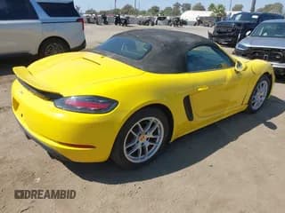 ✅ 2021 Porsche 718 Boxster • VIN: WP0CA2A8XMS210397 • Lot: 43274507. Wystawiony na IAAI z przebiegiem 43 518 mil. Bezpłatny archiwum sprzedaży aukcyjnych z USA i szczegółowy raport historii pojazdu na DreamBid. Zdjęcie 4.