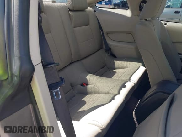 ✅ 2011 Ford Mustang V6 • VIN: 1ZVBP8AMXB5105751 • Lot: 42104899. Listed on IAAI with 70,178 mi. Free auction sales archive from the USA and detailed vehicle history report at DreamBid. Image 8.