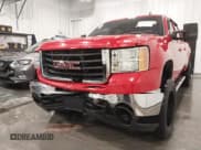 ✅ 2008 GMC Sierra 2500HD SLE1 • VIN: 1GTHK23608F142821 • Lot: 41253979. Wystawiony na IAAI z przebiegiem 282 703 mil. Bezpłatny archiwum sprzedaży aukcyjnych z USA i szczegółowy raport historii pojazdu na DreamBid. Zdjęcie 6.