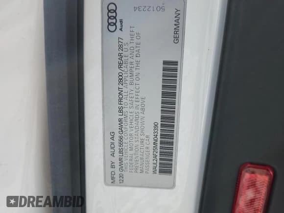 ✅ 2021 Audi A6 Premium Plus • VIN: WAUL2AF25MN043390 • Лот: 66332155. Опубликован ранее на Copart с пробегом Не указан. Бесплатный доступ к архиву аукционных продаж из США и подробный отчёт об истории автомобиля на DreamBid. Изображение 12.