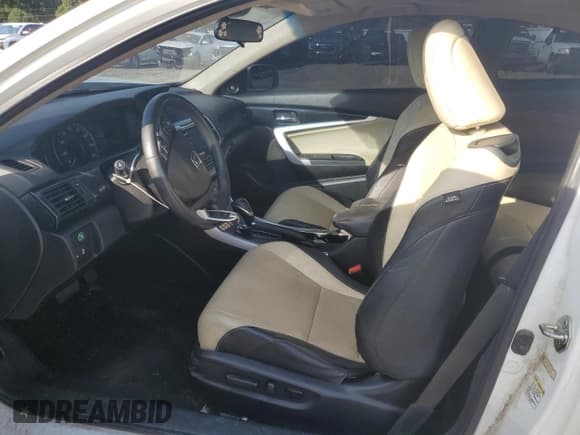 ✅ 2013 Honda Accord EX-L • VIN: 1HGCT1B87DA010328 • Лот: 84428495. Опубликован ранее на Copart с пробегом 213 667 миль. Бесплатный доступ к архиву аукционных продаж из США и подробный отчёт об истории автомобиля на DreamBid. Изображение 7.