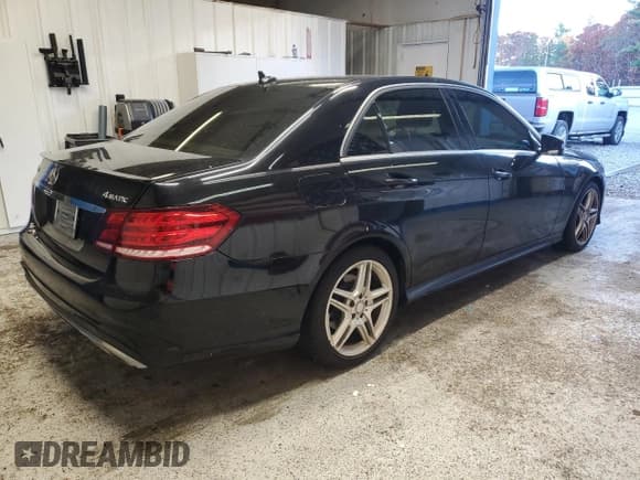 ✅ 2014 Mercedes-Benz E 350 Luxury • VIN: WDDHF8JB3EA830494 • Lot: 90461535. Listed on Copart with Not provided. Free auction sales archive from the USA and detailed vehicle history report at DreamBid. Image 3.