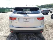 ✅ 2019 Jaguar F-Pace 25t • VIN: SADCS2FX8KA390774 • Lot: 59057735. Wystawiony na Copart z przebiegiem 108 130 mil. Bezpłatny archiwum sprzedaży aukcyjnych z USA i szczegółowy raport historii pojazdu na DreamBid. Zdjęcie 6.