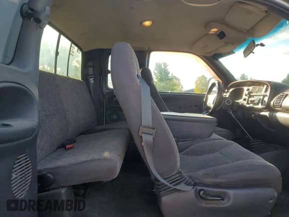 1998 Dodge 1500 с VIN 3B7HF13Y5WG178306, выставлен на аукционе Copart как лот 72273924 с пробегом 275 313 миль миль и Списание • Salvage title. История ставок и продаж доступна на DreamBid. Изображение 11.