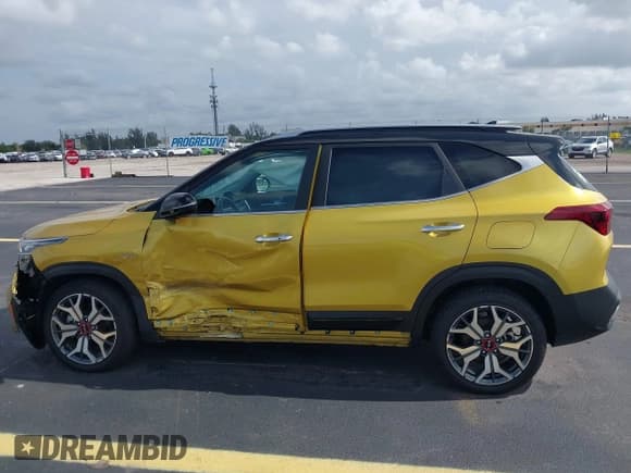 ✅ 2022 Kia Seltos SX • VIN: KNDETCA20N7335451 • Lot: 42621768. Listed on IAAI with 54,099 mi. Free auction sales archive from the USA and detailed vehicle history report at DreamBid. Image 15.