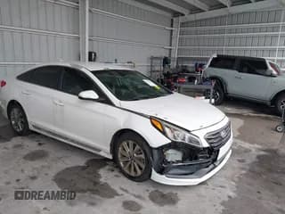 ✅ 2017 Hyundai Sonata Sport • VIN: 5NPE34AF4HH503102 • Лот: 43255337. Опубликован ранее на IAAI с пробегом 126 135 миль. Бесплатный доступ к архиву аукционных продаж из США и подробный отчёт об истории автомобиля на DreamBid. Изображение 1.