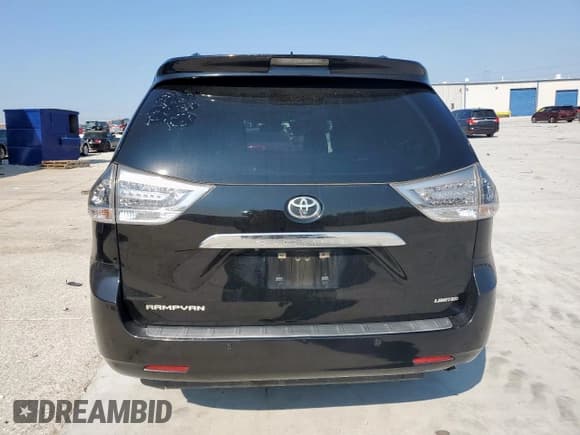 ✅ 2011 Toyota Sienna XLE AAS • VIN: 5TDYK3DC4BS036079 • Лот: 72077325. Опубликован ранее на Copart с пробегом 107 137 миль. Бесплатный доступ к архиву аукционных продаж из США и подробный отчёт об истории автомобиля на DreamBid. Изображение 6.