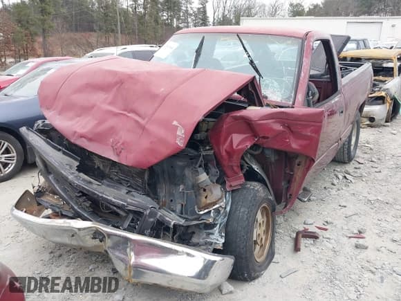 ✅ 1994 GMC Sierra 1500 • VIN: 1GTDC14Z0RZ505567 • Lot: 41381364. Wystawiony na IAAI z przebiegiem 273 863 mil. Bezpłatny archiwum sprzedaży aukcyjnych z USA i szczegółowy raport historii pojazdu na DreamBid. Zdjęcie 6.