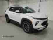 2025 Chevrolet TrailBlazer LT с VIN KL79MRSL0SB190586, выставлен на аукционе Copart как лот 90348155 с пробегом 14 864 миль миль и Чистый • Clean title. История ставок и продаж доступна на DreamBid. Изображение 4.