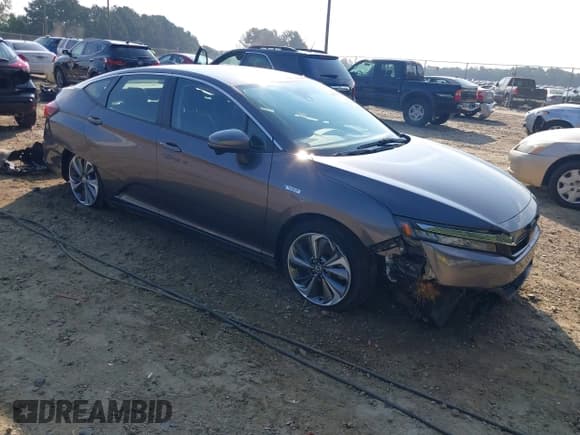 ✅ 2018 Honda Clarity • VIN: JHMZC5F13JC009205 • Lot: 42985550. Wystawiony na IAAI z przebiegiem 82 251 mil. Bezpłatny archiwum sprzedaży aukcyjnych z USA i szczegółowy raport historii pojazdu na DreamBid. Zdjęcie 1.