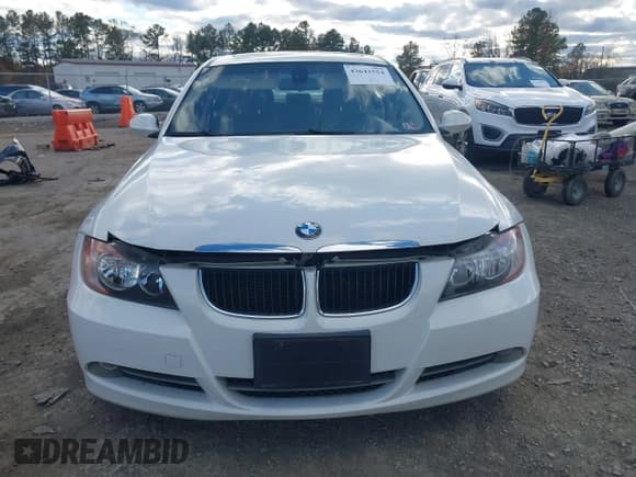 ✅ 2008 BMW 3 Series 328i • VIN: WBAVA33548K053566 • Лот: 43642554. Опубликован ранее на IAAI с пробегом 137 747 миль. Бесплатный доступ к архиву аукционных продаж из США и подробный отчёт об истории автомобиля на DreamBid. Изображение 6.