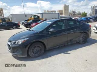 2019 Chevrolet Cruze LS с VIN 1G1BC5SM9K7134215, выставлен на аукционе Copart как лот 64667415 с пробегом 136 961 миль миль и Списание • Salvage title. История ставок и продаж доступна на DreamBid. Изображение 1.