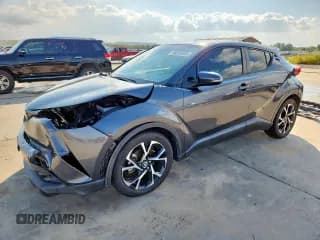 ✅ 2018 Toyota C-HR XLE • VIN: NMTKHMBX8JR018181 • Lot: 86635985. Wystawiony na Copart z przebiegiem 89 778 mil. Bezpłatny archiwum sprzedaży aukcyjnych z USA i szczegółowy raport historii pojazdu na DreamBid. Zdjęcie 1.
