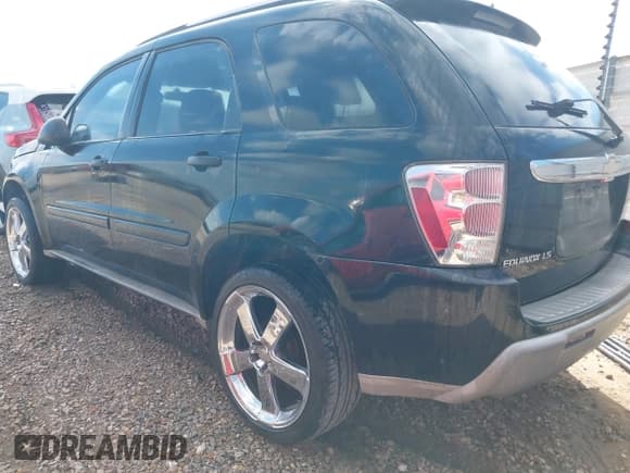 ✅ 2005 Chevrolet Equinox LS • VIN: 2CNDL13F756086478 • Лот: 42250274. Опубликован ранее на IAAI с пробегом 200 425 миль. Бесплатный доступ к архиву аукционных продаж из США и подробный отчёт об истории автомобиля на DreamBid. Изображение 3.