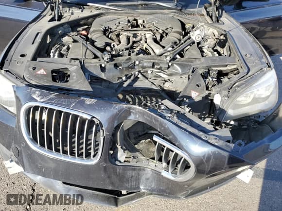 ✅ 2015 BMW 7 Series 750i • VIN: WBAYA8C57FG197624 • Lot: 75291444. Listed on Copart with Not provided. Free auction sales archive from the USA and detailed vehicle history report at DreamBid. Image 12.