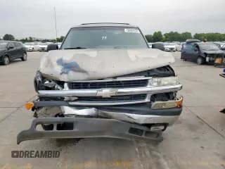 ✅ 2003 Chevrolet Suburban LS • VIN: 3GNEC16Z13G186812 • Лот: 58567425. Опубликован ранее на Copart с пробегом 302 320 миль. Бесплатный доступ к архиву аукционных продаж из США и подробный отчёт об истории автомобиля на DreamBid. Изображение 5.