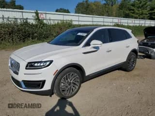 ✅ 2019 Lincoln Nautilus Reserve • VIN: 2LMPJ8LPXKBL32399 • Lot: 71879605. Wystawiony na Copart z przebiegiem 52 894 mil. Bezpłatny archiwum sprzedaży aukcyjnych z USA i szczegółowy raport historii pojazdu na DreamBid. Zdjęcie 1.