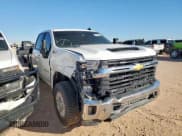 ✅ 2025 Chevrolet Silverado 2500HD LT • VIN: 1GC1KNEY0SF230762 • Lot: 91905355. Wystawiony na Copart z przebiegiem Nie podano. Bezpłatny archiwum sprzedaży aukcyjnych z USA i szczegółowy raport historii pojazdu na DreamBid. Zdjęcie 4.