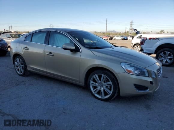 ✅ 2012 Volvo S60 T6 • VIN: YV1902FH7C2142459 • Лот: 91966025. Опубликован ранее на Copart с пробегом 109 175 миль. Бесплатный доступ к архиву аукционных продаж из США и подробный отчёт об истории автомобиля на DreamBid. Изображение 4.