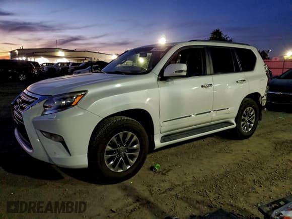 ✅ 2015 Lexus GX 460 Luxury • VIN: JTJJM7FXXF5093320 • Lot: 94664405. Wystawiony na Copart z przebiegiem 137 208 mil. Bezpłatny archiwum sprzedaży aukcyjnych z USA i szczegółowy raport historii pojazdu na DreamBid. Zdjęcie 1.
