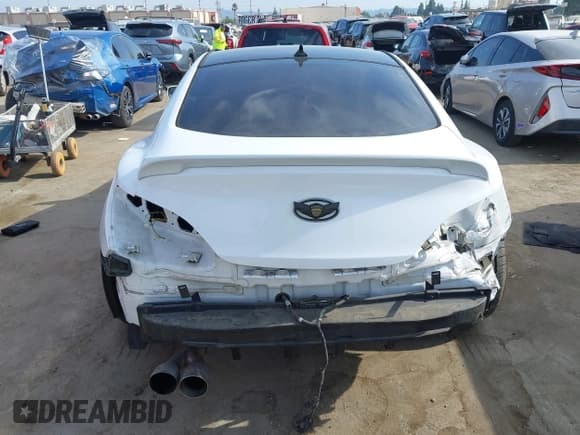 ✅ 2015 Hyundai Genesis Coupe 3.8L Base • VIN: KMHHT6KJ6FU125391 • Lot: 42909739. Wystawiony na IAAI z przebiegiem 135 931 mil. Bezpłatny archiwum sprzedaży aukcyjnych z USA i szczegółowy raport historii pojazdu na DreamBid. Zdjęcie 17.