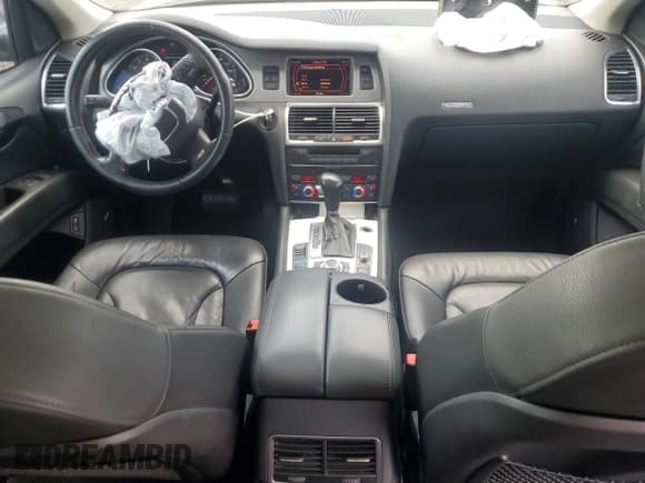 ✅ 2008 Audi Q7 Premium • VIN: WA1EY74L68D003902 • Lot: 64264045. Listed on Copart with 224,182 mi. Free auction sales archive from the USA and detailed vehicle history report at DreamBid. Image 8.