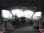 ✅ 2016 Mercedes-Benz Sprinter Cargo • VIN: WD3PE7DD1GP257850 • Lot: 41587919. Wystawiony na IAAI z przebiegiem 122 306 mil. Bezpłatny archiwum sprzedaży aukcyjnych z USA i szczegółowy raport historii pojazdu na DreamBid. Zdjęcie 21.