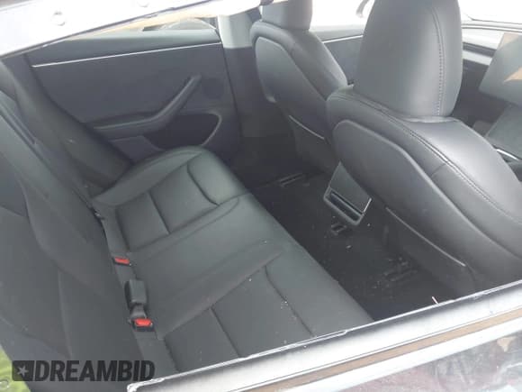 ✅ 2024 Tesla Model 3 Long Range • VIN: 5YJ3E1EBXRF808725 • Lot: 43236356. Wystawiony na IAAI z przebiegiem 25 255 mil. Bezpłatny archiwum sprzedaży aukcyjnych z USA i szczegółowy raport historii pojazdu na DreamBid. Zdjęcie 8.