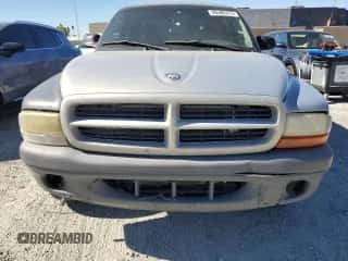 2003 Dodge Dakota z VIN 1D7HL12X03S247060, wystawiony jako Copart lot #90380375 z przebiegiem 191 703 mil mil oraz Szkoda całkowita • Salvage title. Historia ofert i sprzedaży dostępna na DreamBid. Obrazek 5.