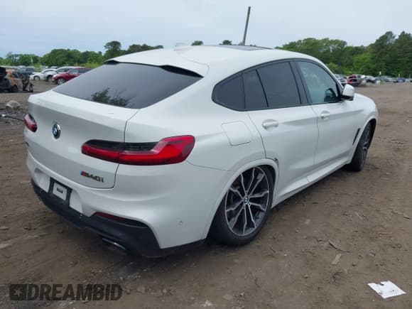 ✅ 2021 BMW X4 M40i • VIN: 5UX2V5C05M9H42920 • Лот: 42361252. Опубликован ранее на IAAI с пробегом 25 855 миль. Бесплатный доступ к архиву аукционных продаж из США и подробный отчёт об истории автомобиля на DreamBid. Изображение 4.
