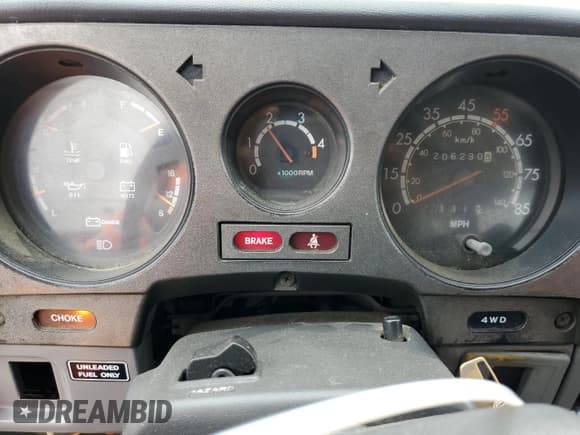 ✅ 1987 Toyota Land Cruiser • VIN: JT3FJ60G4H1136052 • Лот: 68739795. Опубликован ранее на Copart с пробегом 206 230 миль. Бесплатный доступ к архиву аукционных продаж из США и подробный отчёт об истории автомобиля на DreamBid. Изображение 9.